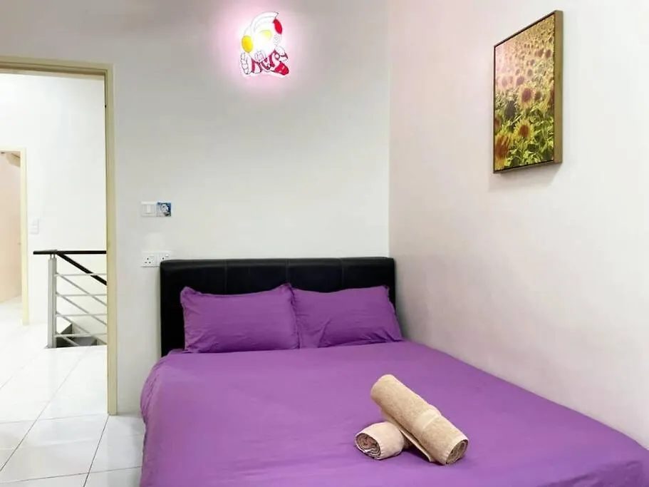 Nyaraló Cozyhouse 4Room 3Bath Room 10Pax'''Simpangampattasek Simpang Ampat