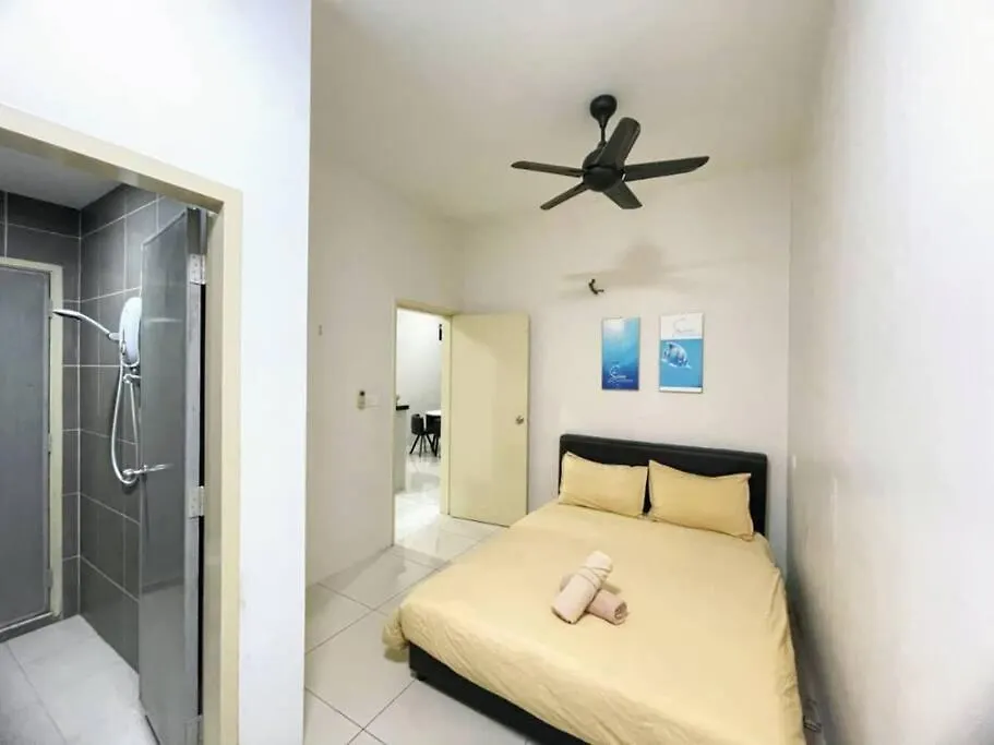 Nyaraló Cozyhouse 4Room 3Bath Room 10Pax'''Simpangampattasek Simpang Ampat